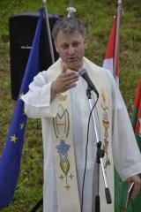 Cesto, vozila in uporabnike je blagoslovil slivniški župnik Marko Šraml